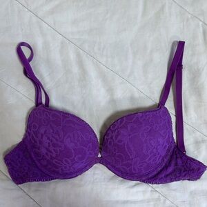 Victoria’s Secret Push Up Lacy Bra 32A